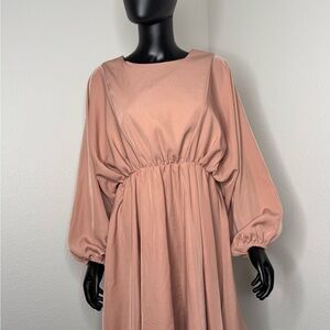 Elegant Pink Long-Sleeve Dress